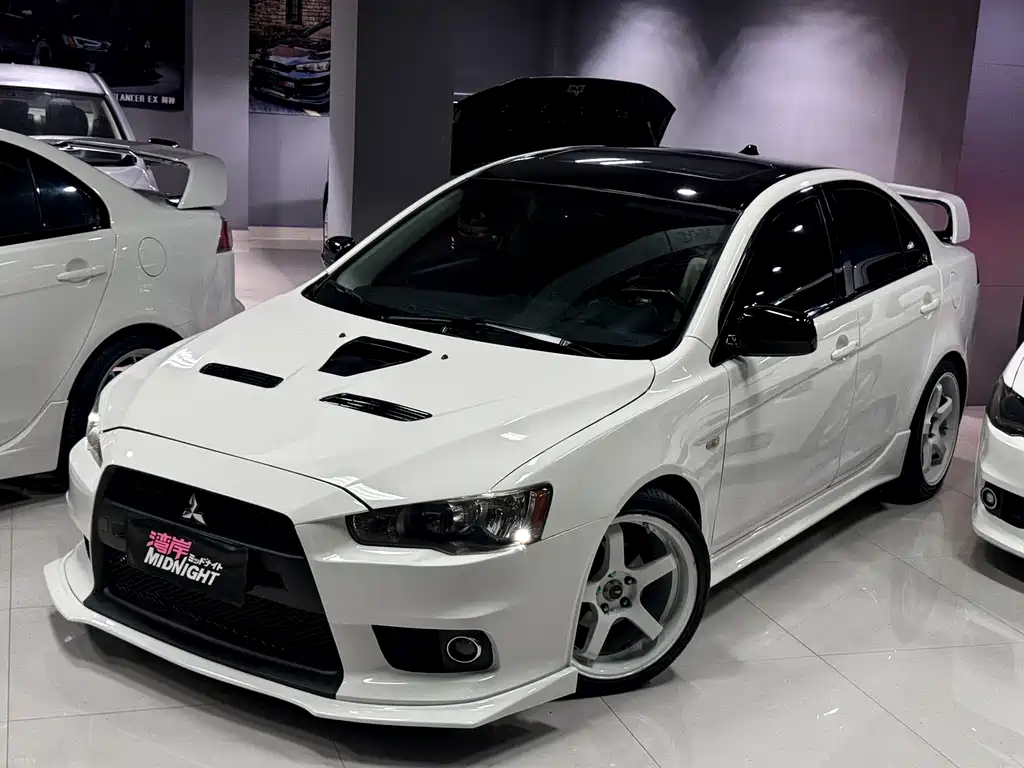 Mitsubishi Lancer EX 2013