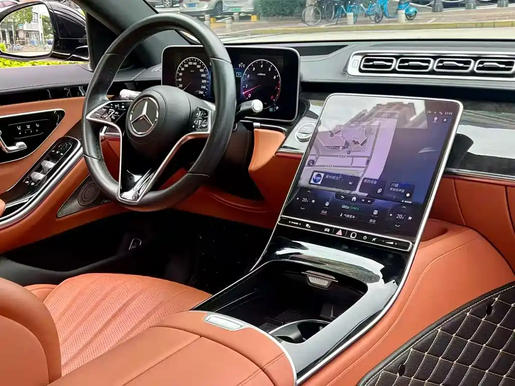 Mercedes-Benz S-Class — миниатюра 7