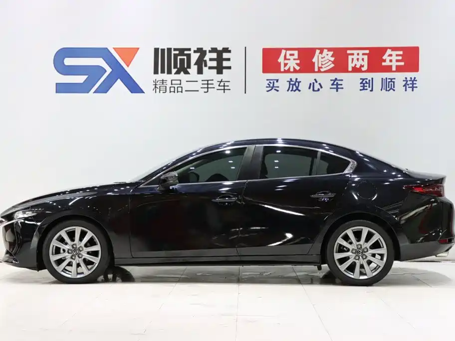 Mazda Mazda3 3 2021 2.0L AT