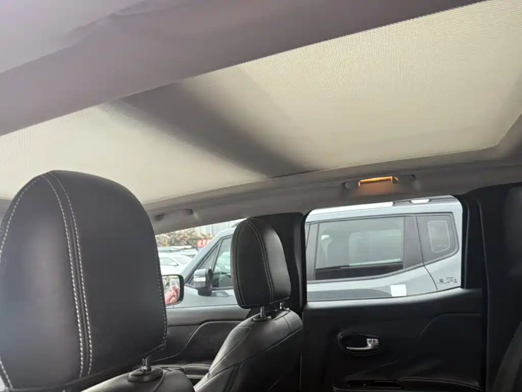 Jeep Renegade — миниатюра 3
