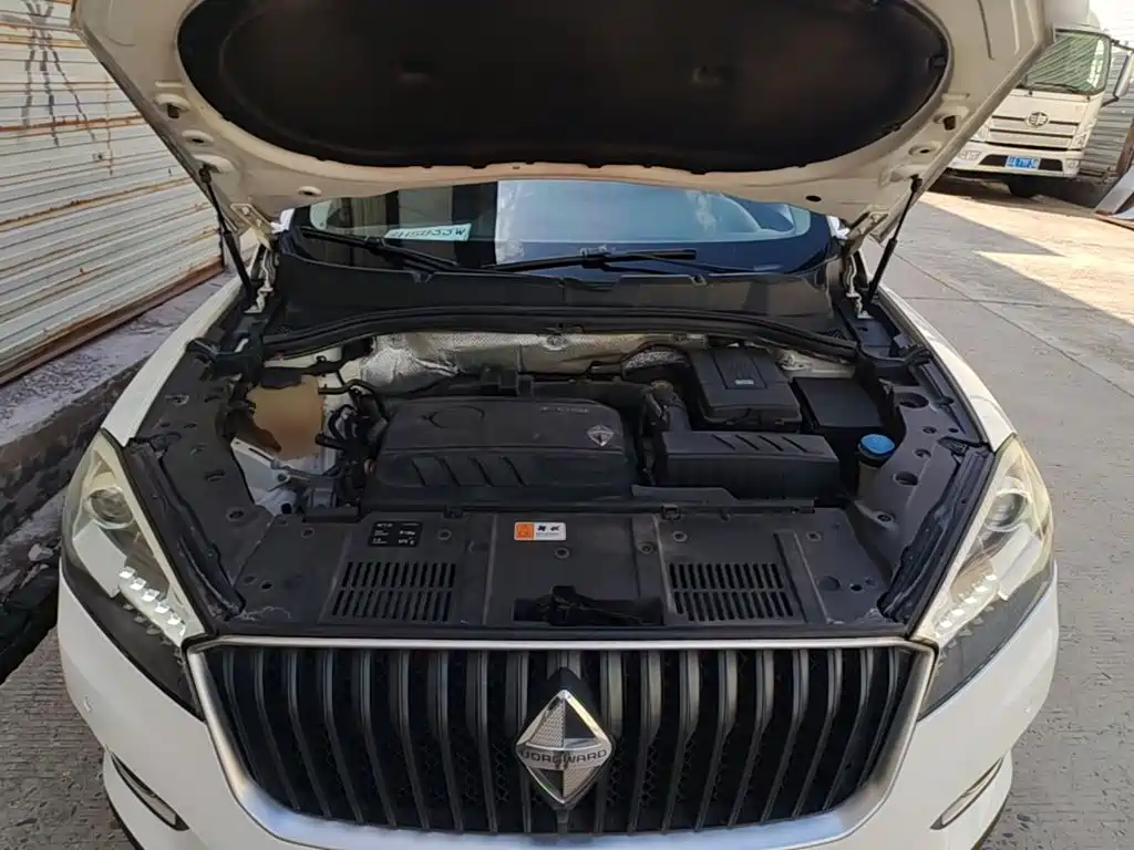 Borgward BX7 — миниатюра 20