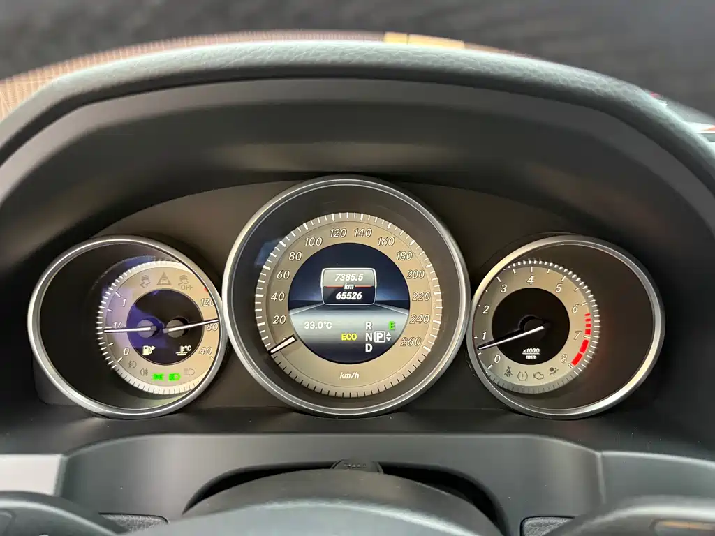 Mercedes-Benz E-Class (Import) E 200 Coupe Edition, фото 13