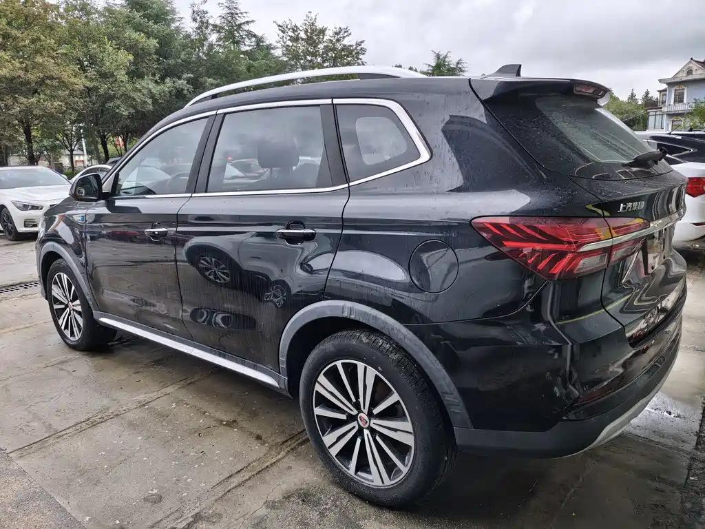 Roewe RX5 — миниатюра 4