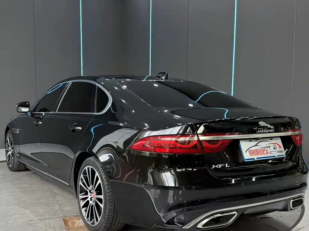 Jaguar XFL — миниатюра 8