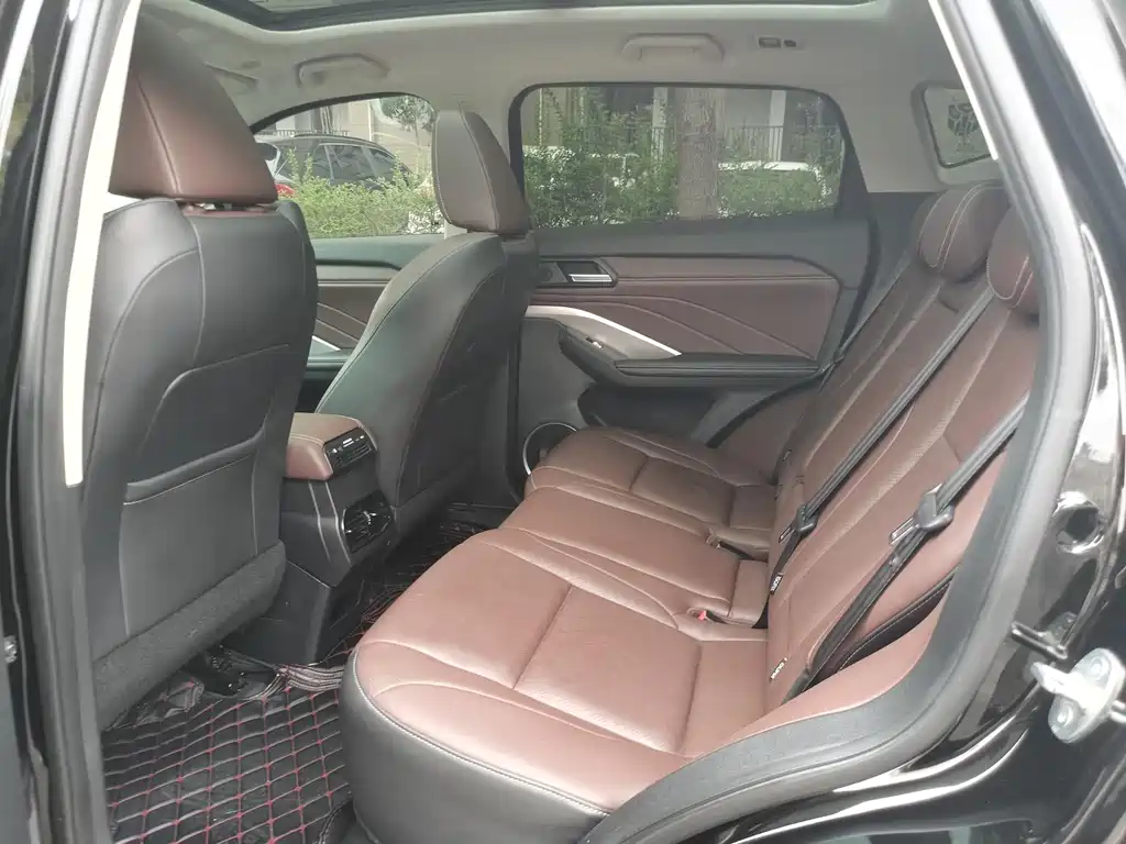 Wey Wey VV6 — миниатюра 5