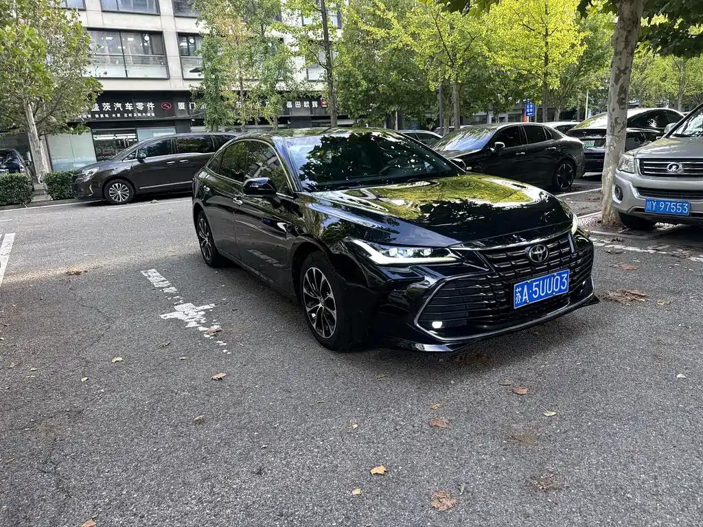 Toyota Avalon — миниатюра 2