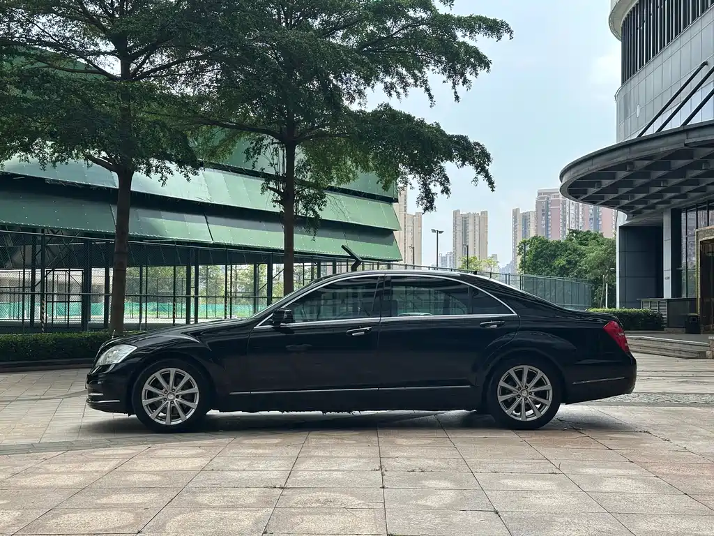 Mercedes-Benz S-Class S 2010 S 300 L