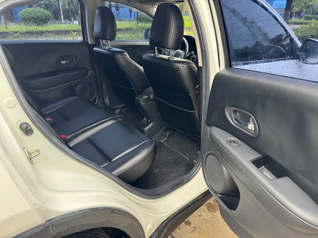 Honda Vezel 2020 1.5L CVT Elite