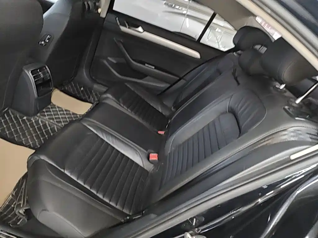 Volkswagen Magotan — миниатюра 13