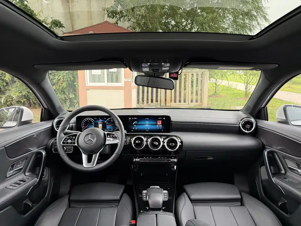 Mercedes-Benz A-Class A 2021 A 200 L Sport