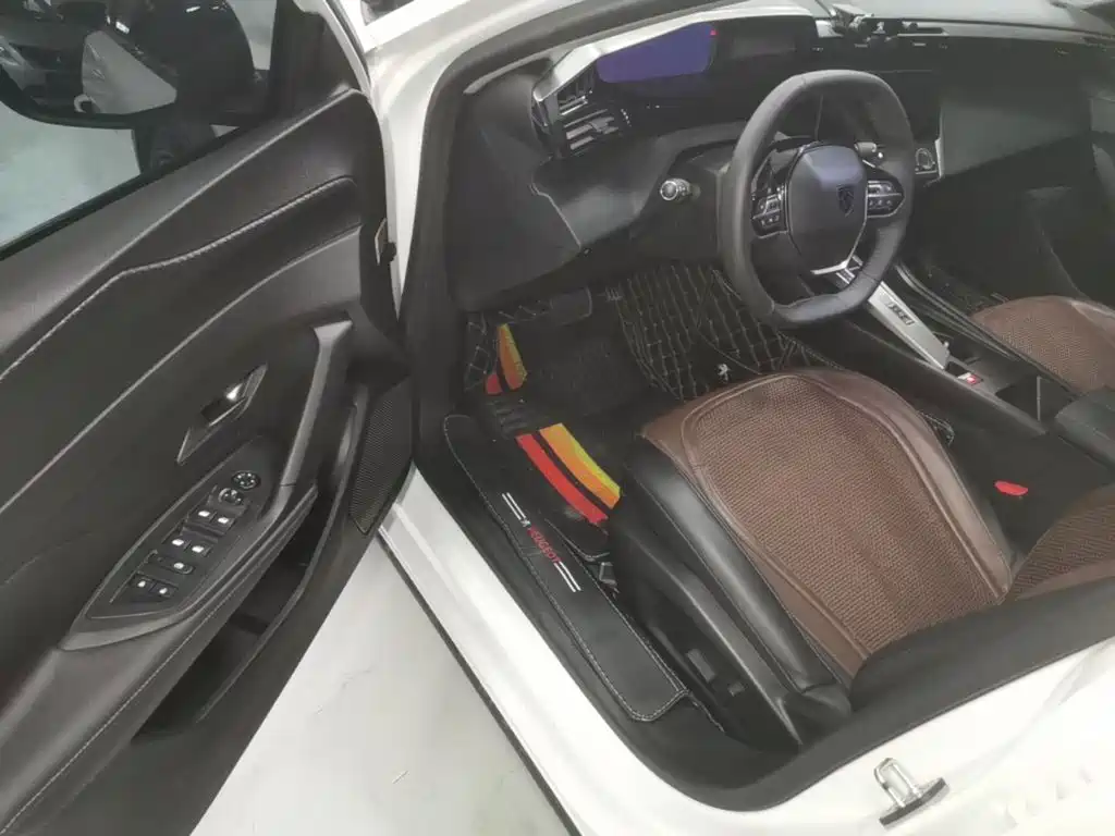 Peugeot 408X — миниатюра 16