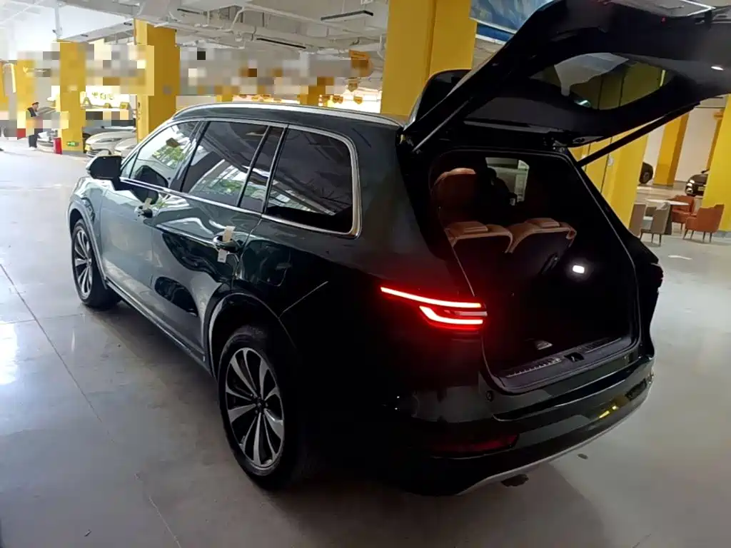 Li Auto Li ONE — миниатюра 5