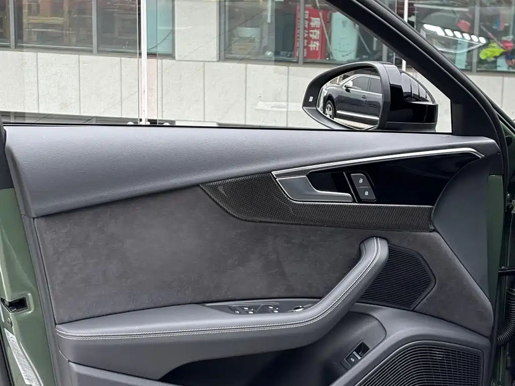 Audi S4 — миниатюра 11