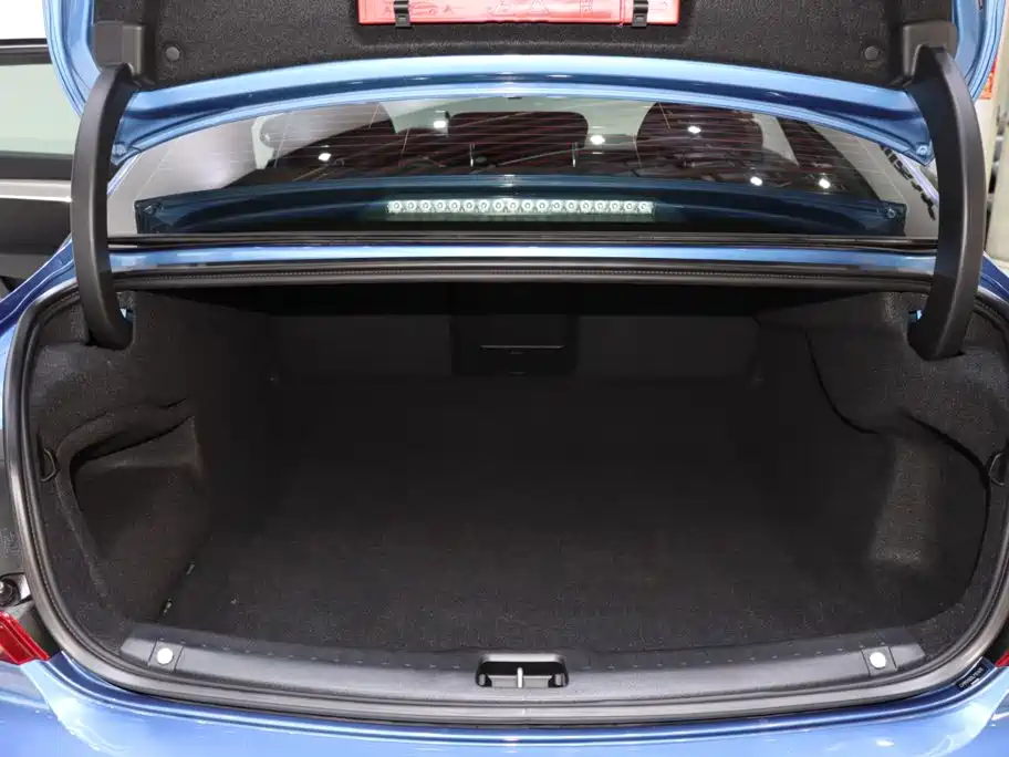 Volvo S90 — миниатюра 15