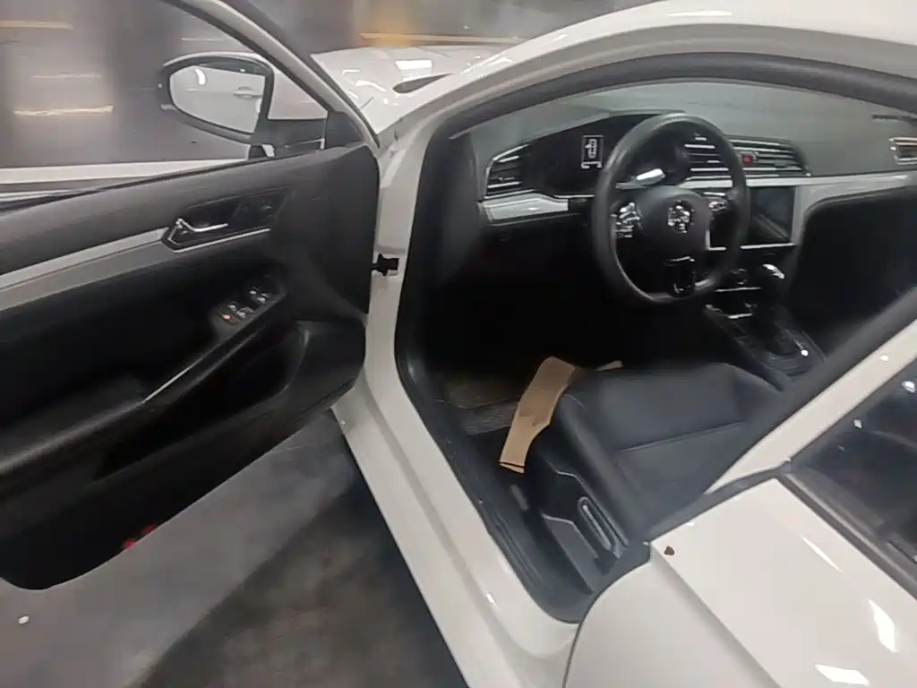 Volkswagen Lamando — миниатюра 16