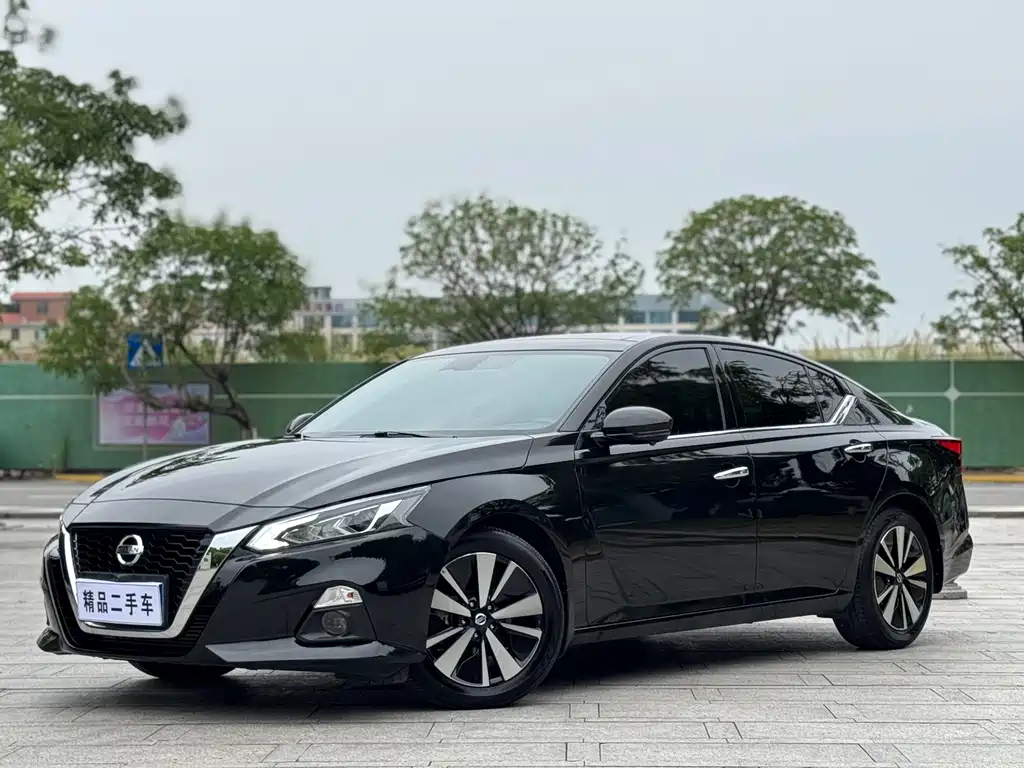Nissan Teana 2021