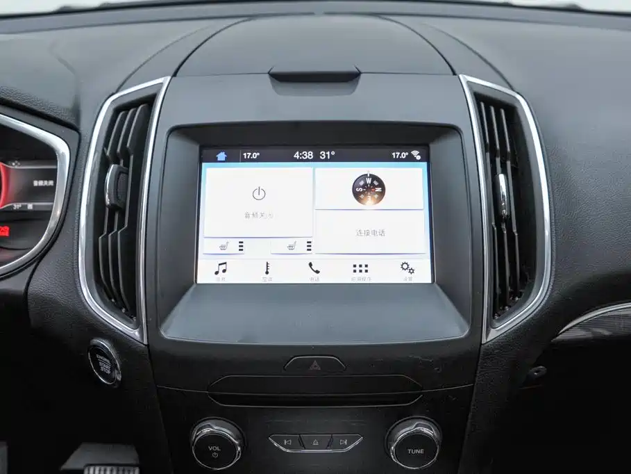 Ford Edge — миниатюра 10