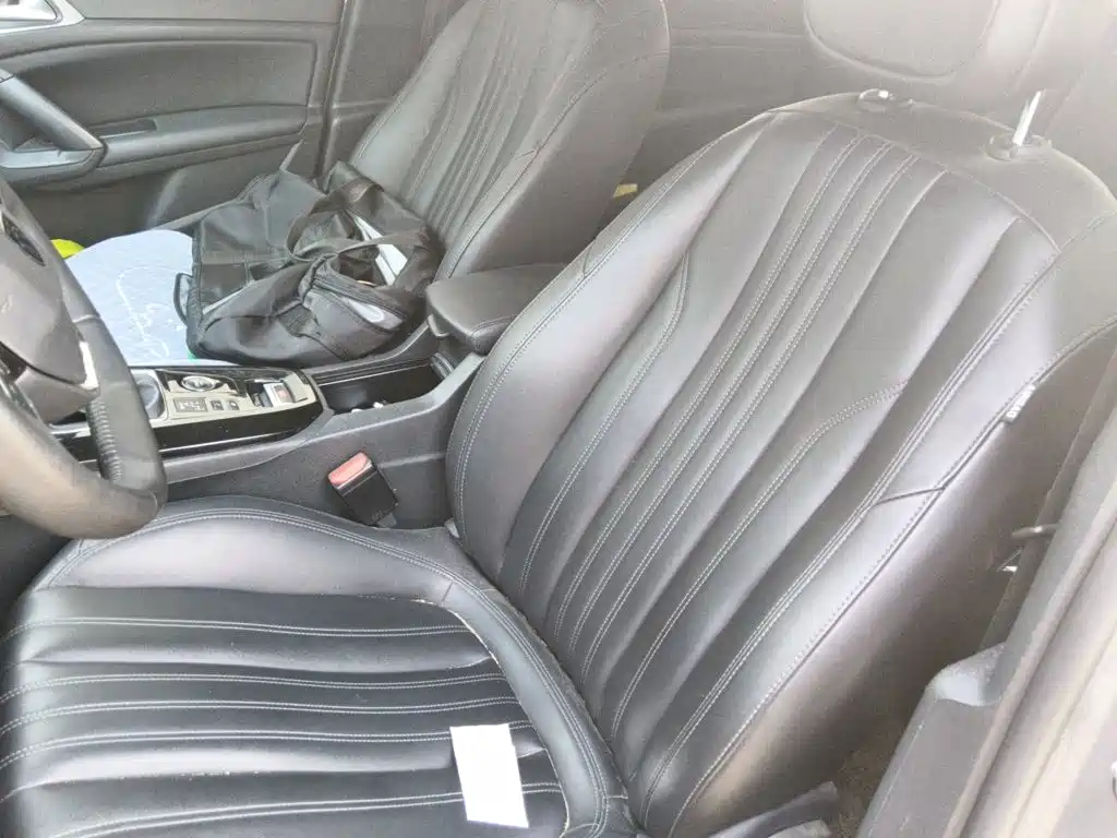 Peugeot 408 — миниатюра 16