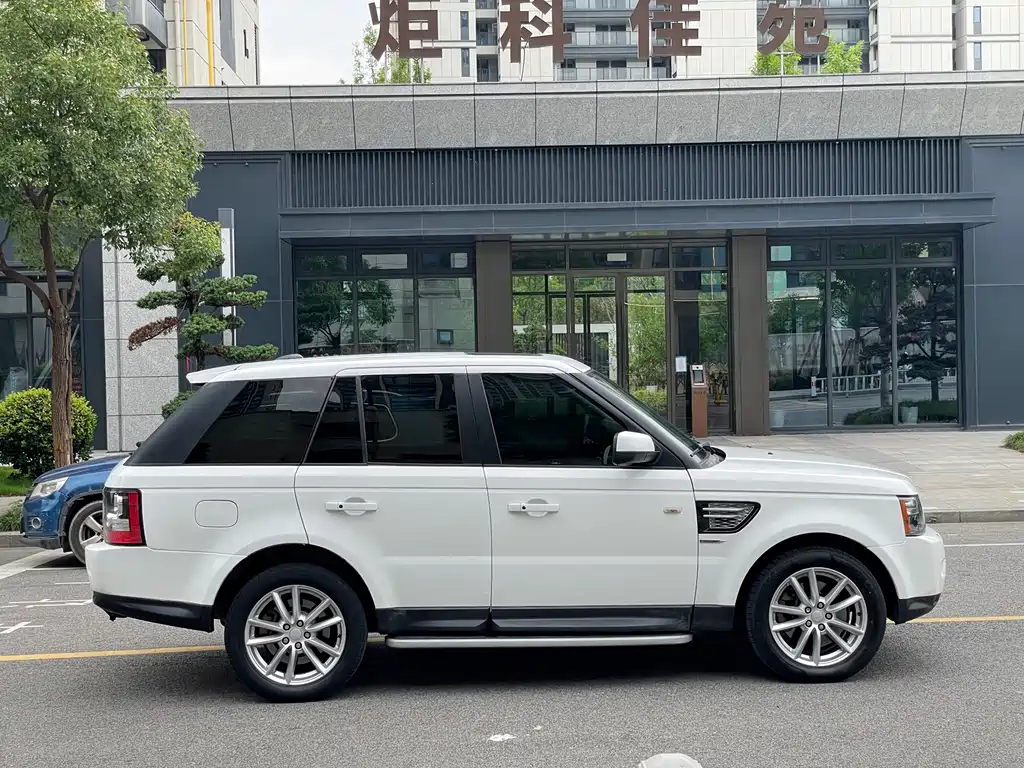 Land Rover Range Rover Sport 2012 3.0 TDV6 Sport