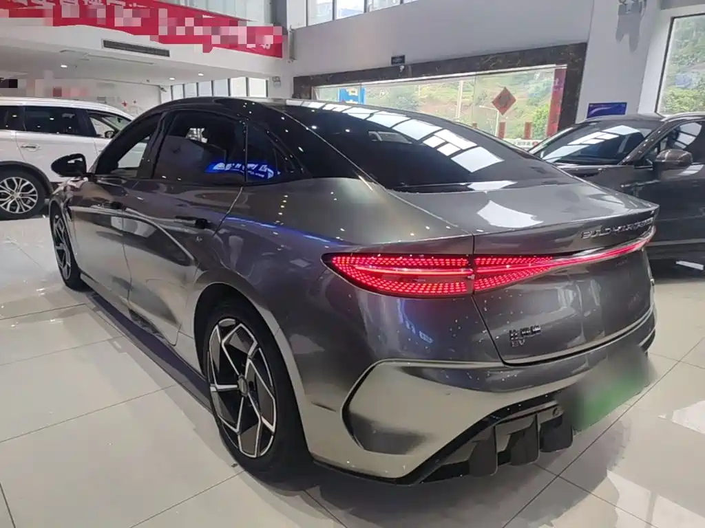 BYD Seal — миниатюра 5