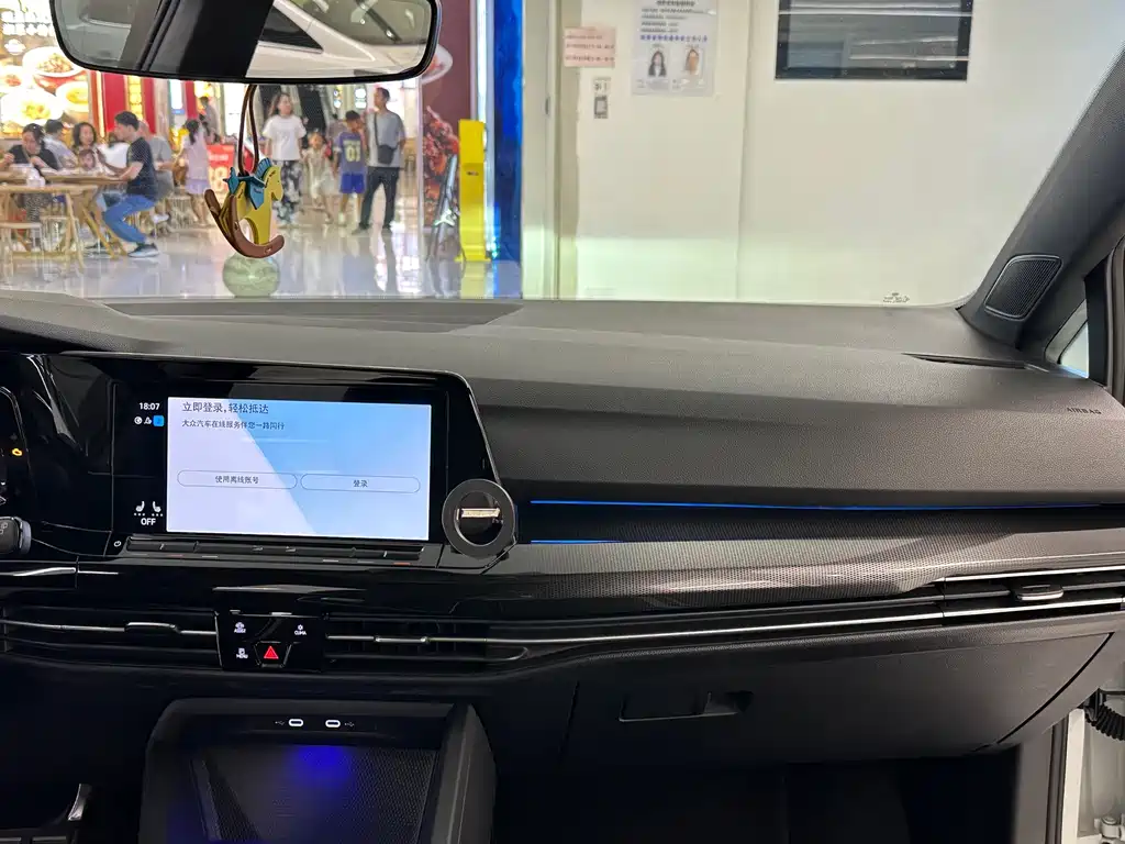 Volkswagen Golf — миниатюра 17