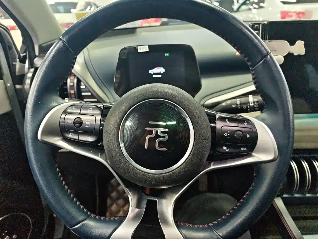 BYD Yuan Plus — миниатюра 4