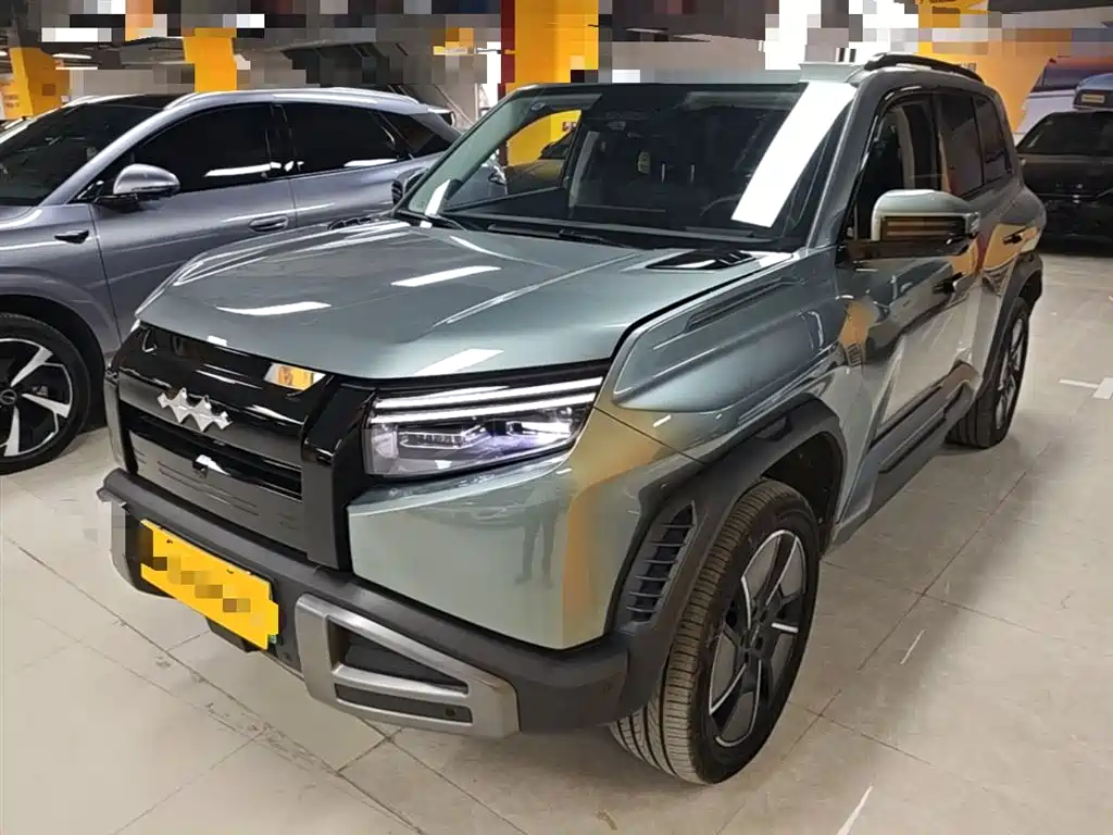 Fang Cheng Bao Titanium 3 2025