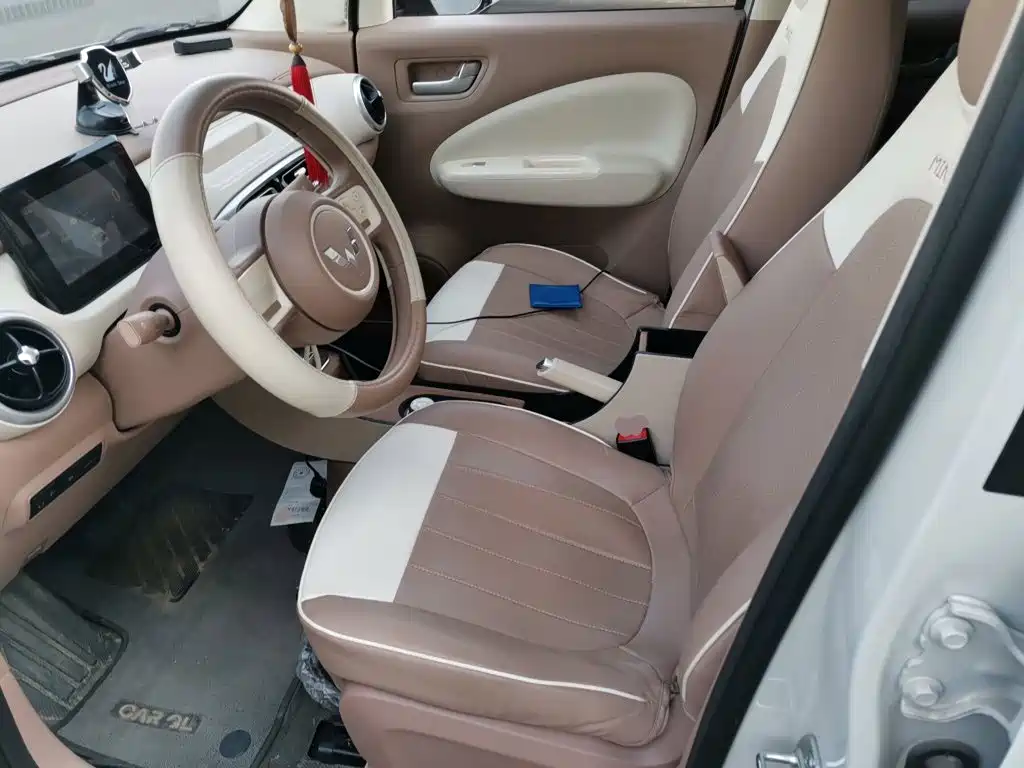 Wuling MINIEV — миниатюра 11