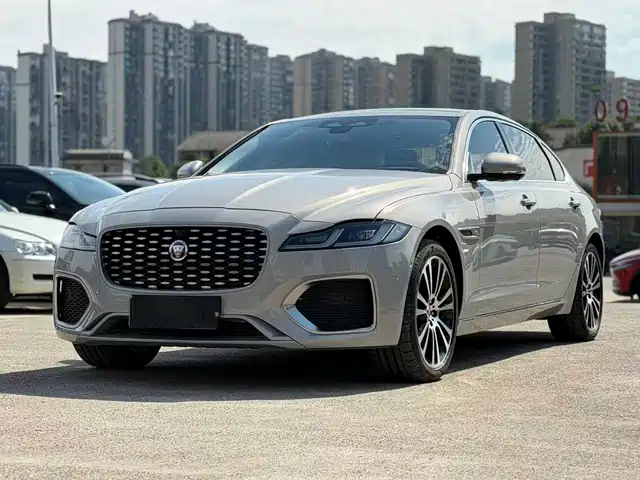 Jaguar XFL 2024 2.0 T P 250 2 WD — фото 1