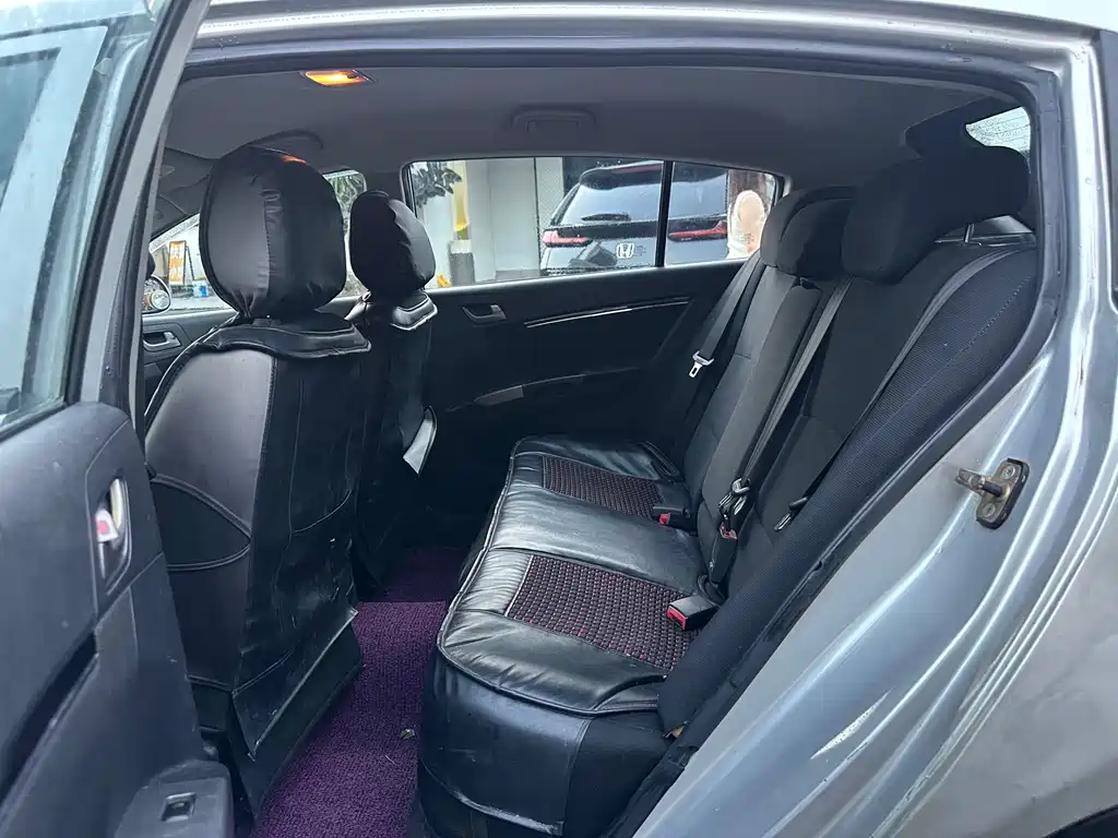 Geely Emgrand Classic — миниатюра 9