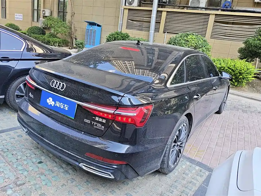 Audi A6L 2020 55 TFSI e quattro
