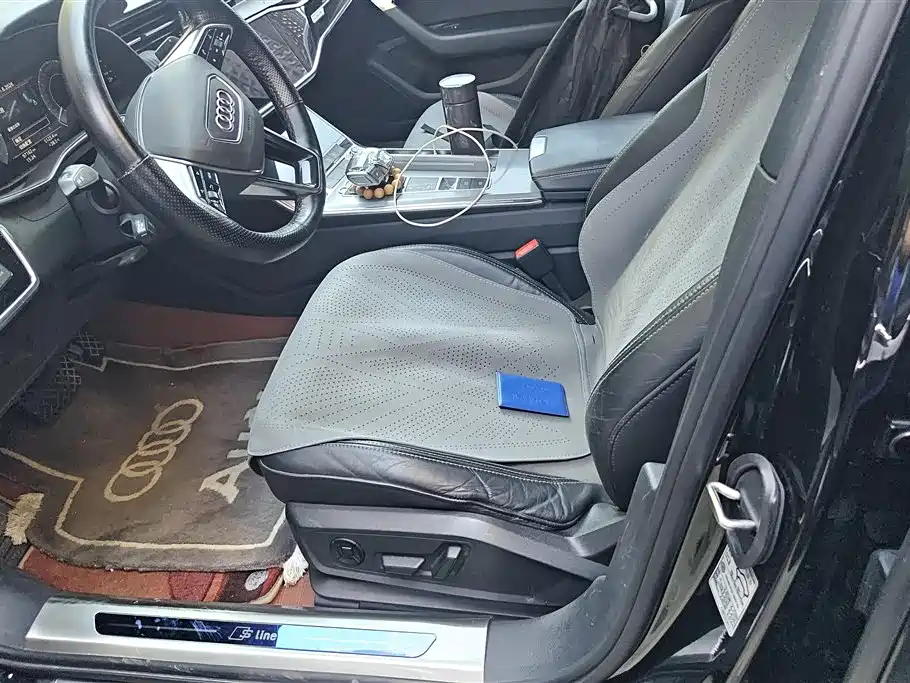 Audi A6L 2020 55 TFSI e quattro