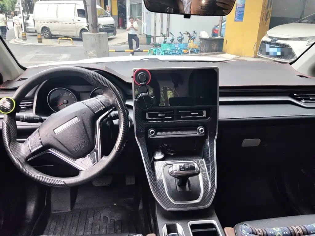 Haval M6 — миниатюра 5