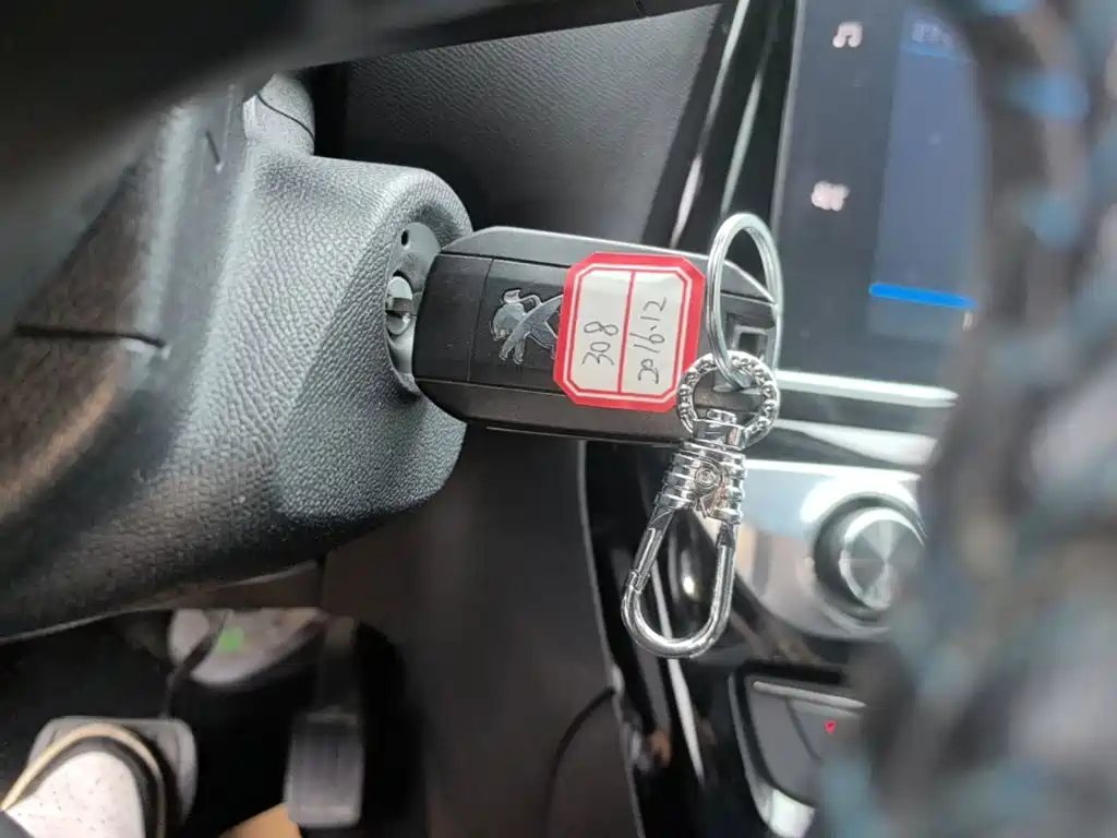 Peugeot 308 — миниатюра 9