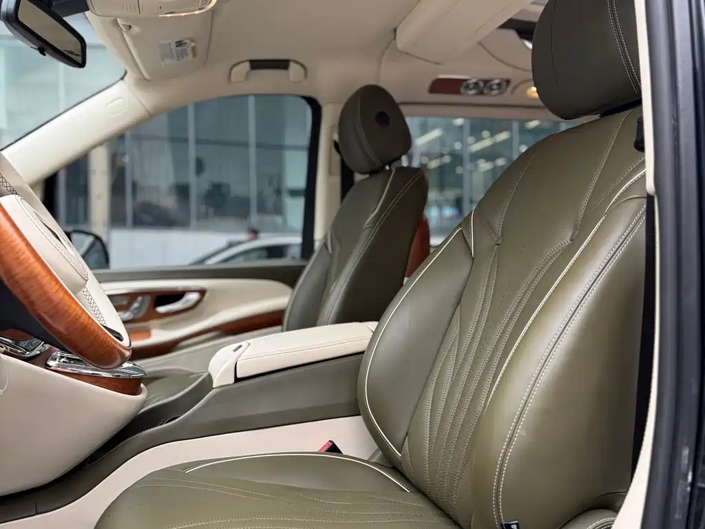 MERCEDES-BENZ V CLASS