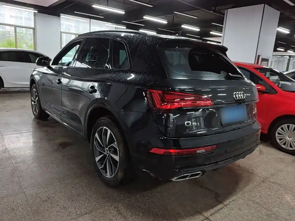 Audi Q5L — миниатюра 5