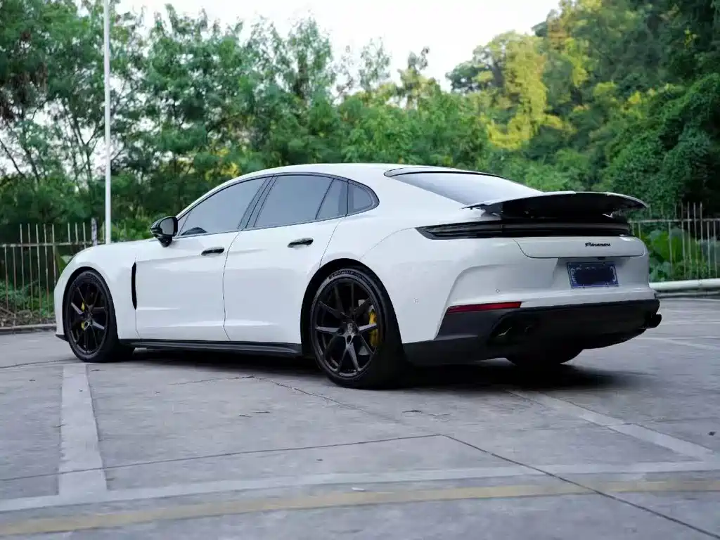 Porsche Panamera — миниатюра 4