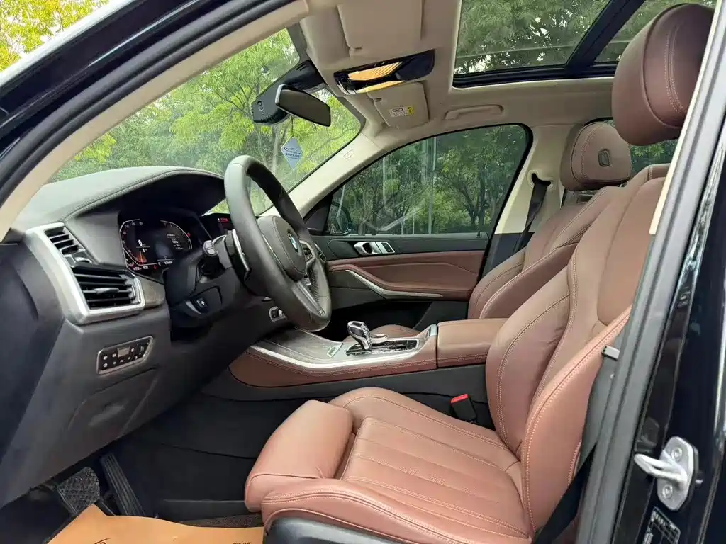 BMW X5 (Import) — миниатюра 7