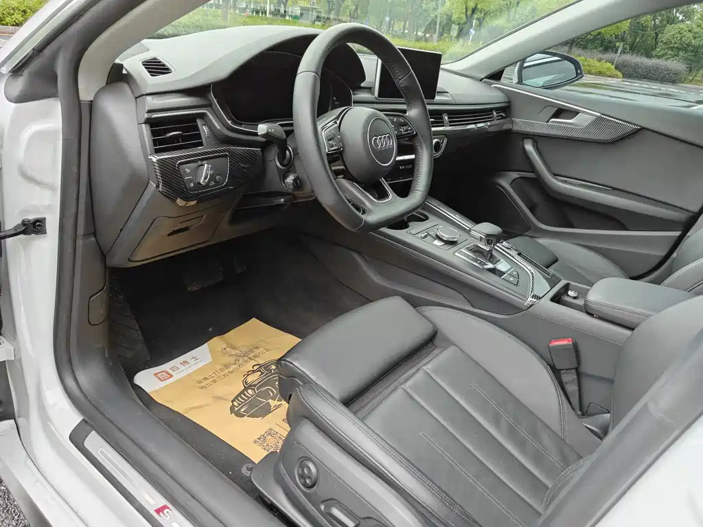 Audi A5 (Import) — миниатюра 8