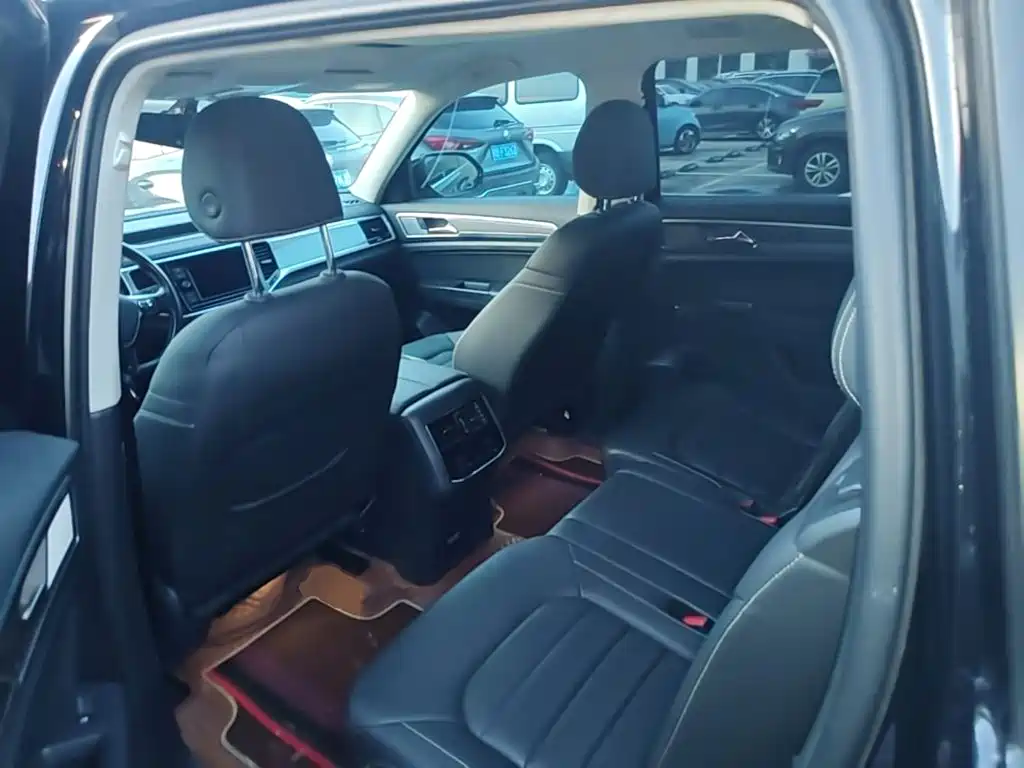 Volkswagen Teramont — миниатюра 22
