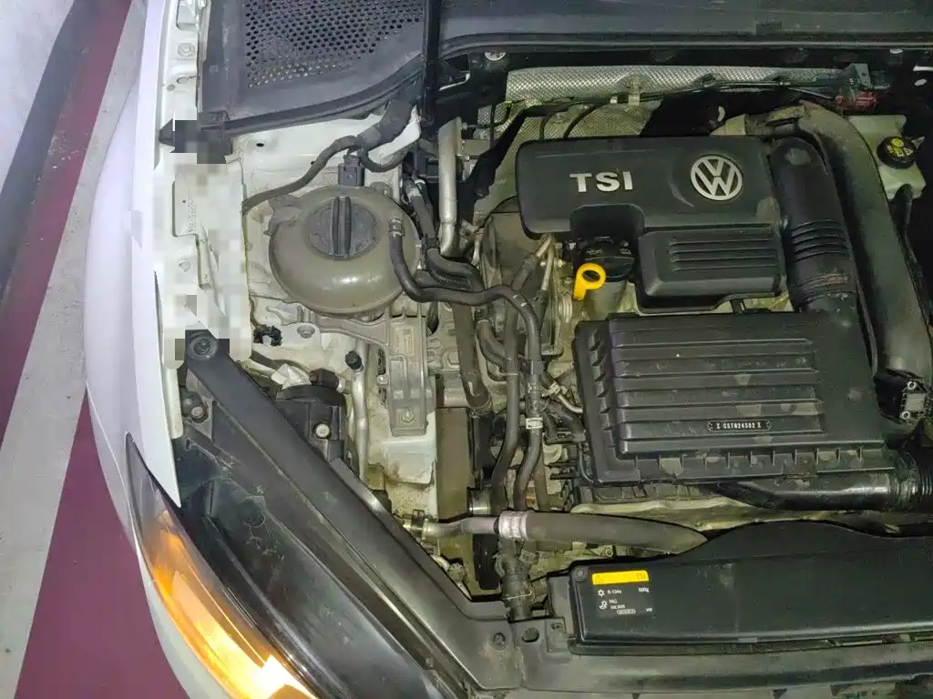 Volkswagen Golf — миниатюра 18