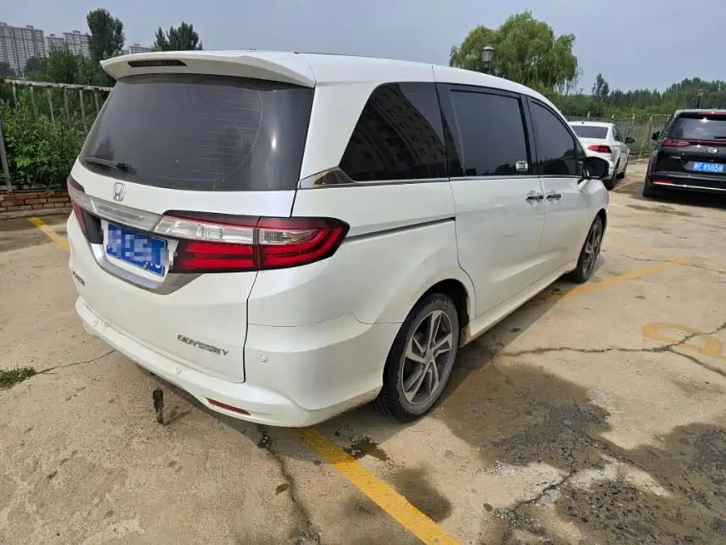 Honda Odyssey — миниатюра 6