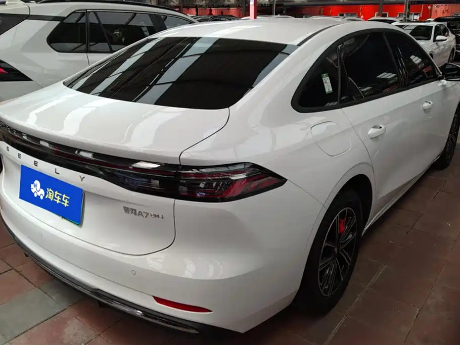 Geely Galaxy Galaxy A7 EM A7 EM 2025 EM-i 70km