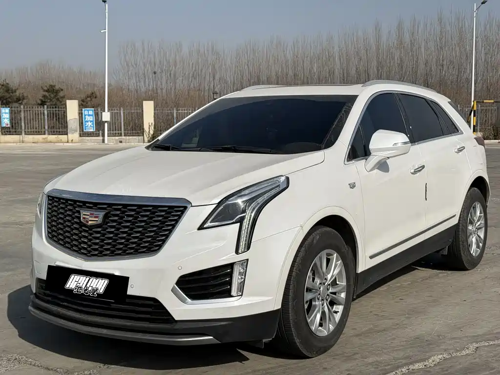 CADILLAC XT5