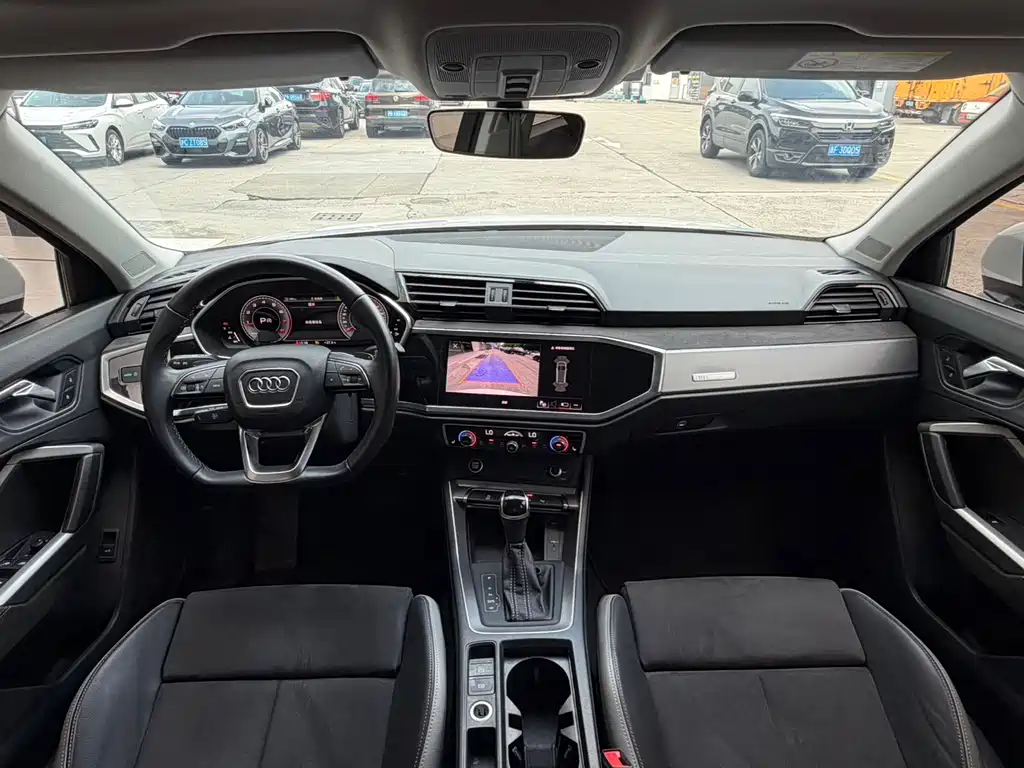 Audi Q3 — миниатюра 15