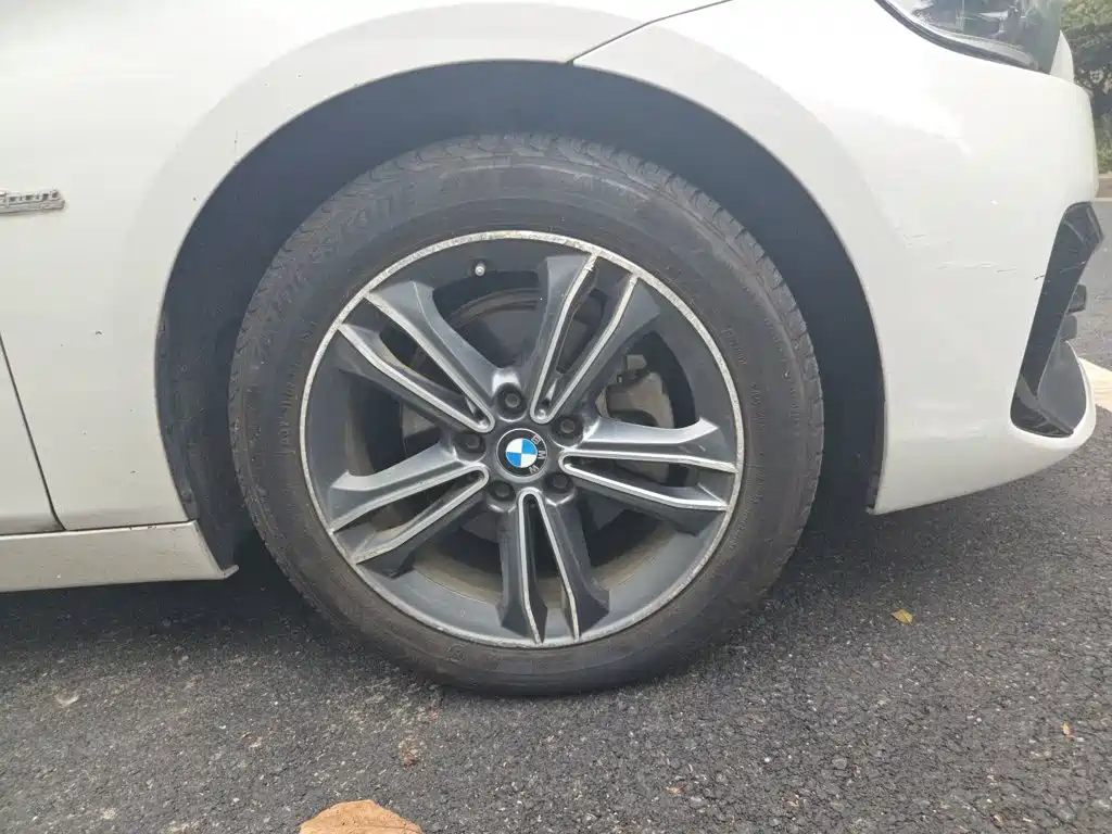 BMW 2 Series Active Tourer — миниатюра 24