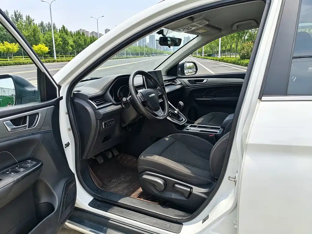 Haval M6 — миниатюра 8
