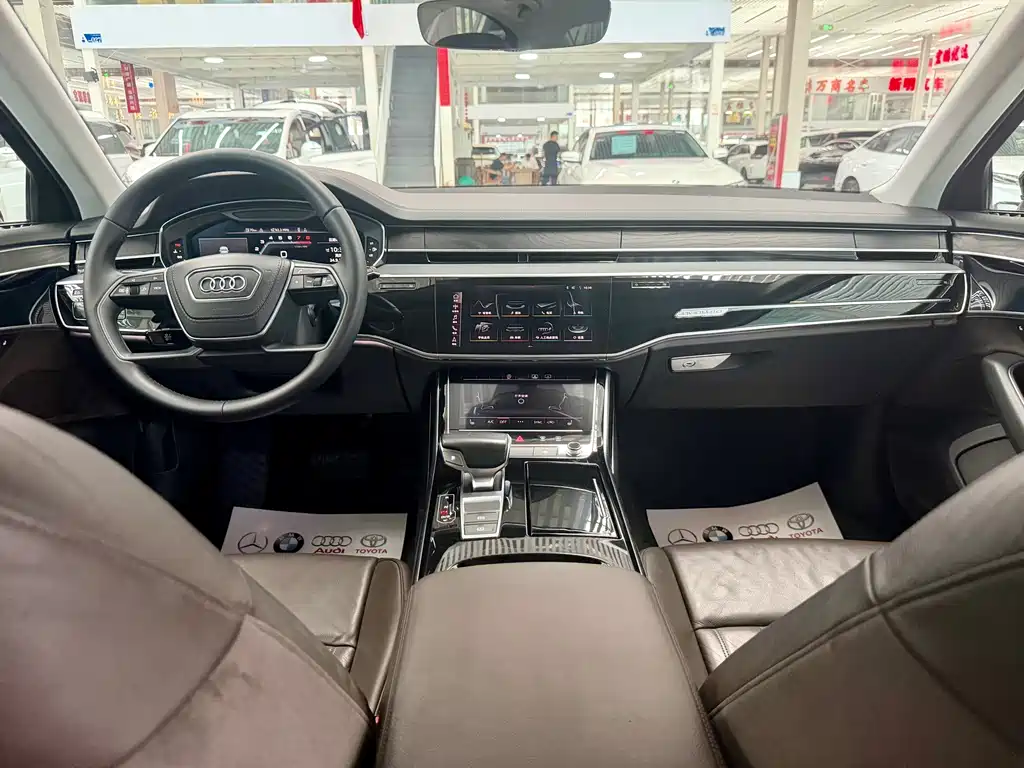 Audi A8 — миниатюра 9