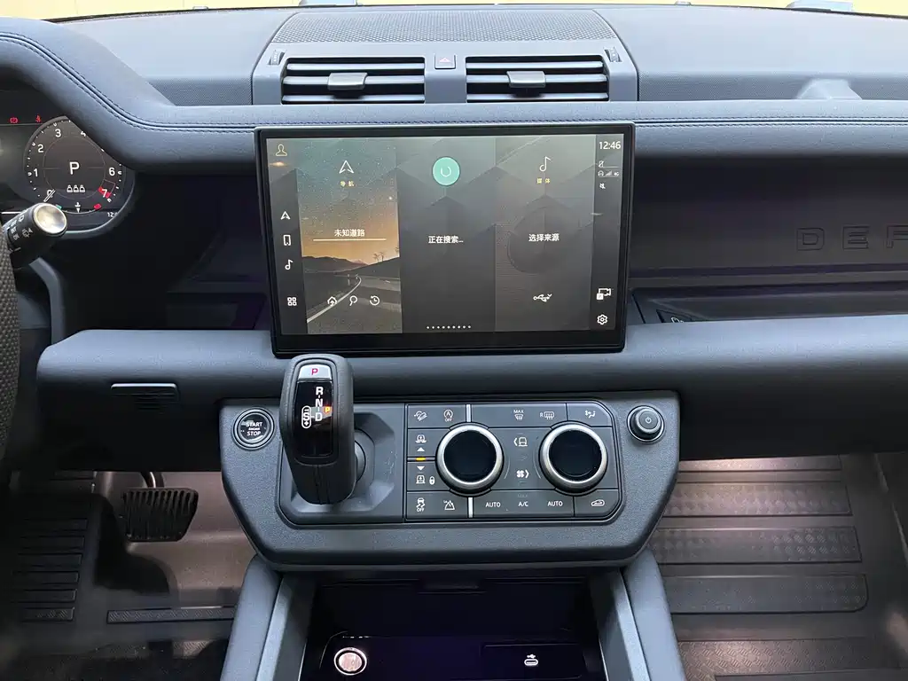 Land Rover Defender — миниатюра 14