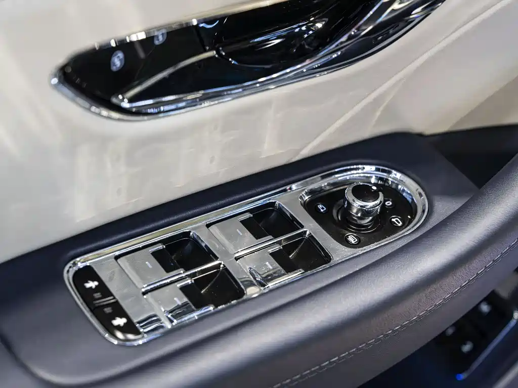 Bentley Flying Spur — фотографии объявления, Фото 17